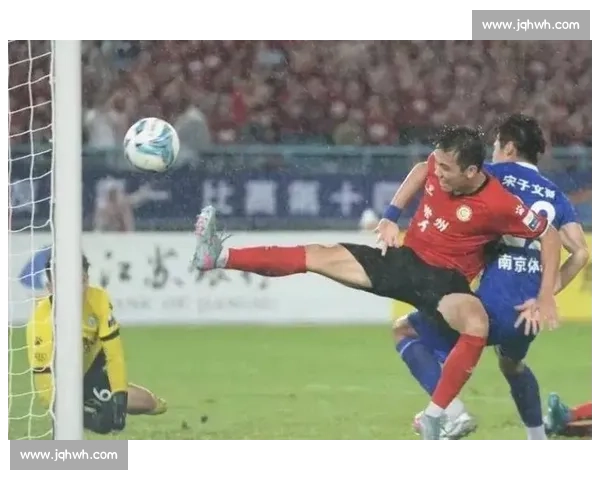 孙继海不看苏超:本质是职业足球与草根体育的边界之争 孙继海不看苏超:本质是职业足球与草根体育的边界之争